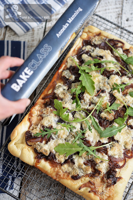caramelised onion and blue cheese flatbread