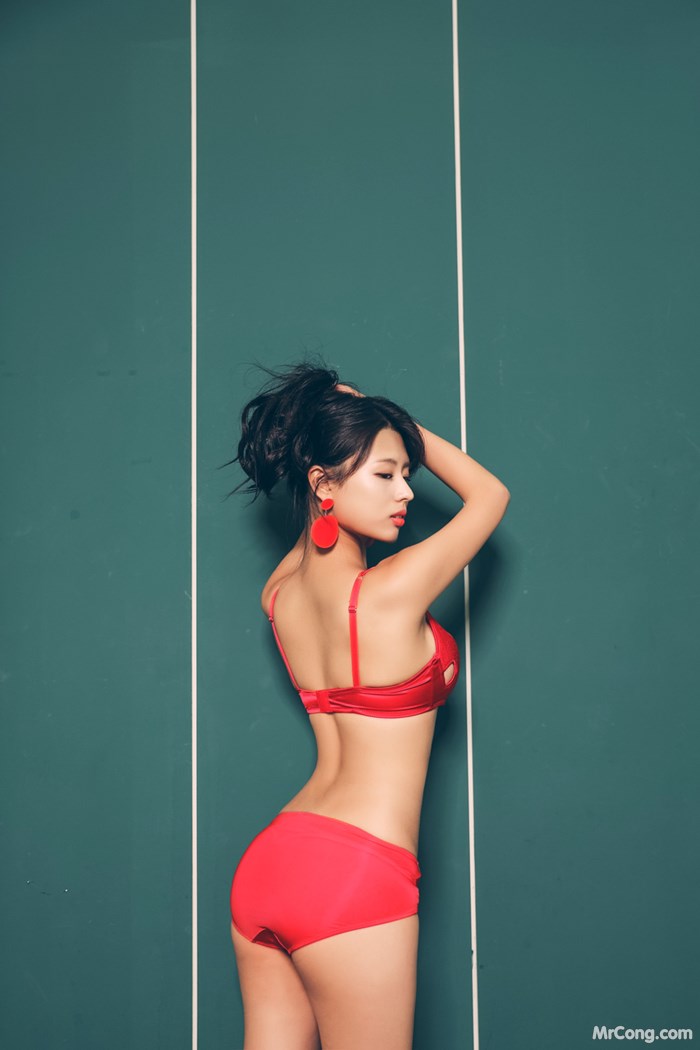 Beautiful Jung Yuna in underwear and bikini pictures in September 2017 (286 photos)
