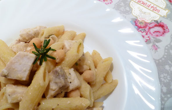 PENNE CON PESCE SPADA E CECI PENNE CON PESCE SPADA E CECI