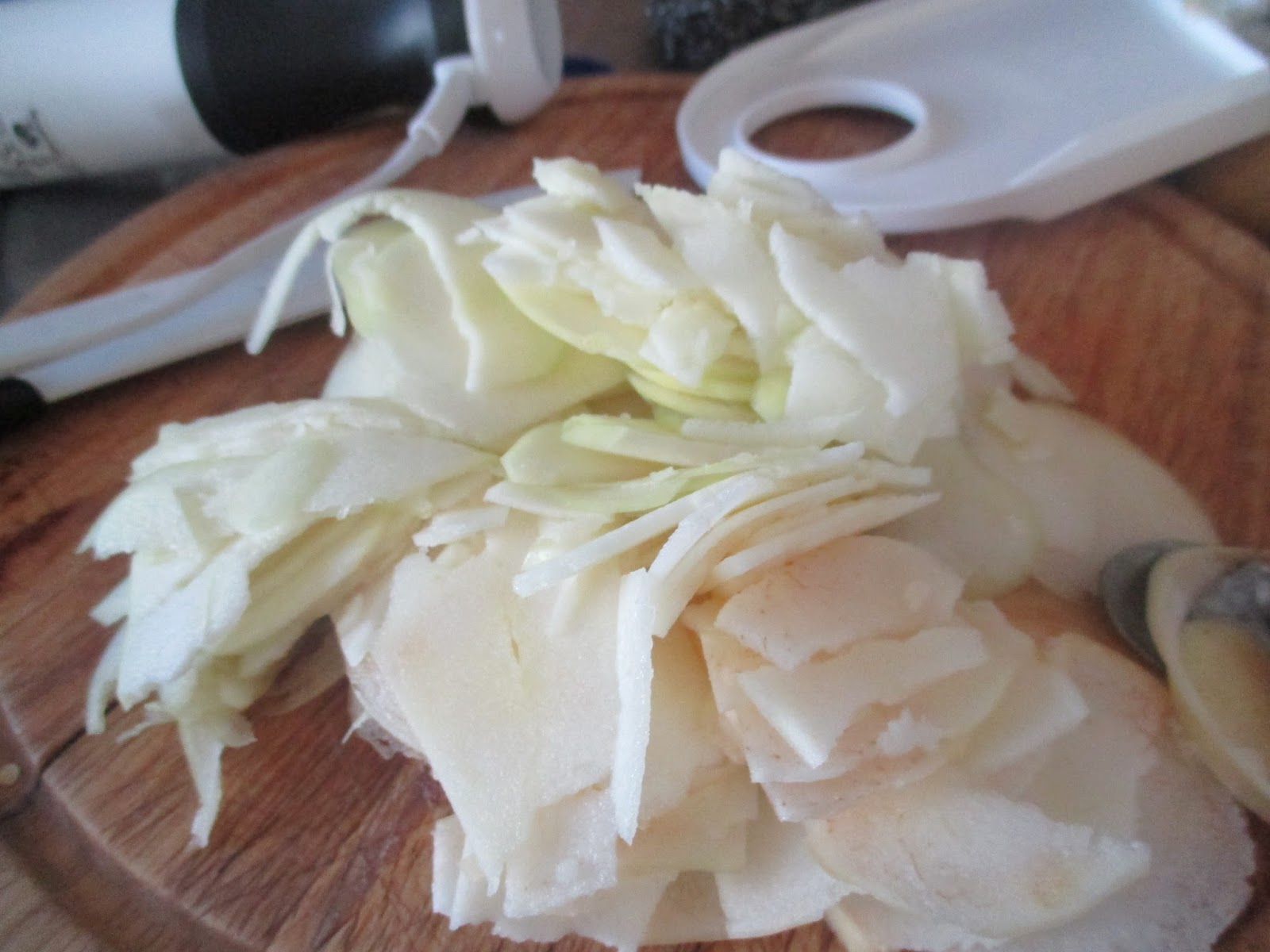 Gehobelter Apfelkuchen mit Mandeln und Rosinen – glatzkoch.de