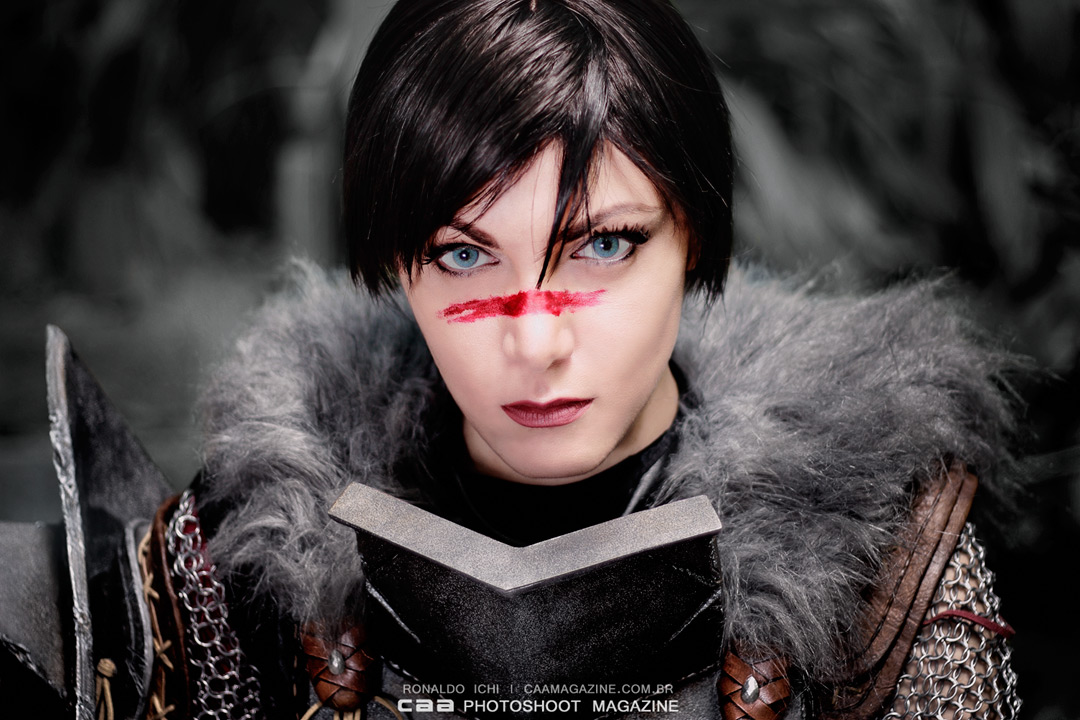 Photo shoot with the cosplayer Yuki Lefay and your Lady Hawke cosplay costume from DRAGON AGE 2. Photography by CAA/Ronaldo Ichi.