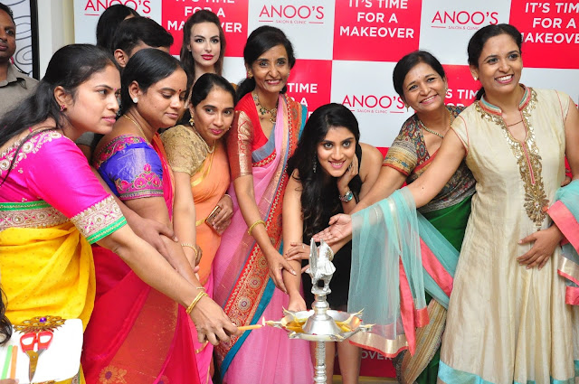 Tollywood Actress Dhanya Balakrishna launches Franchise Salon at Kompally (Anoos) Tollywood Actress Dhanya Balakrishna launches Franchise Salon at Kompally (Anoos)