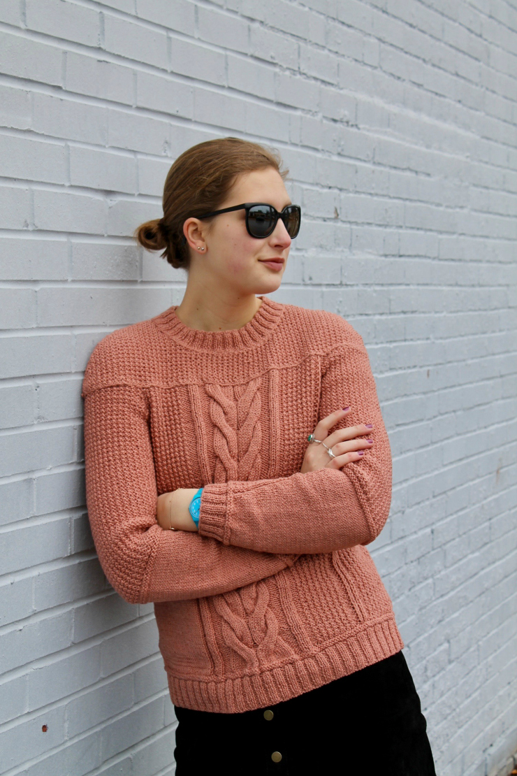 Pink hand knit sweater, black suede mini skirt, Chelsea boots #ootd #fashion