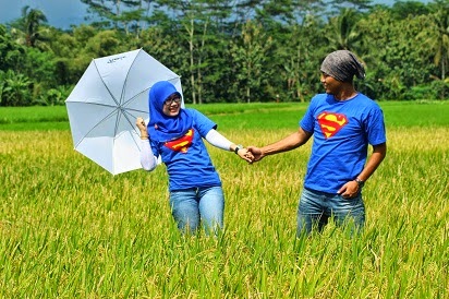 Contoh Foto Prewedding Unik,Foto Prewedding Unik Lucu,Konsep Foto Pre Wedding Unik,Ide Contoh Foto Pre Wedding Berjilbab,Kumpulan Contoh Pose Foto Prewedding, Contoh Foto Prewedding Unik,Foto Prewedding Unik Lucu,Konsep Foto Pre Wedding Unik,Ide Contoh Foto Pre Wedding Berjilbab,Kumpulan Contoh Pose Foto Prewedding,