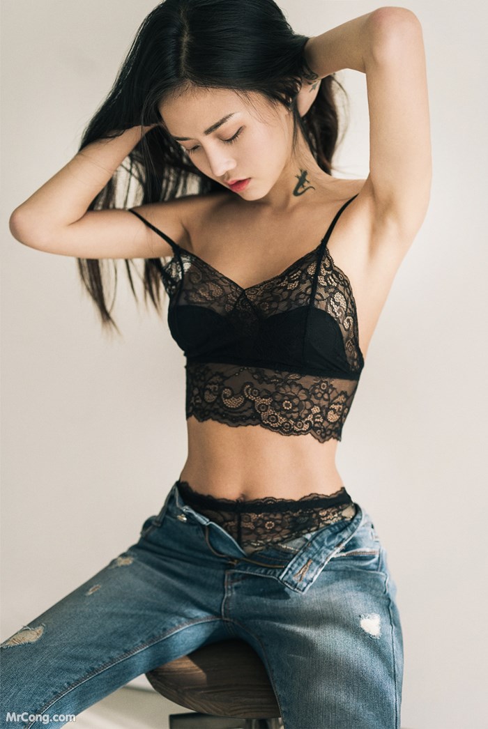 Baek Ye Jin beauty in underwear photos October 2017 (148 photos) photo 5-11