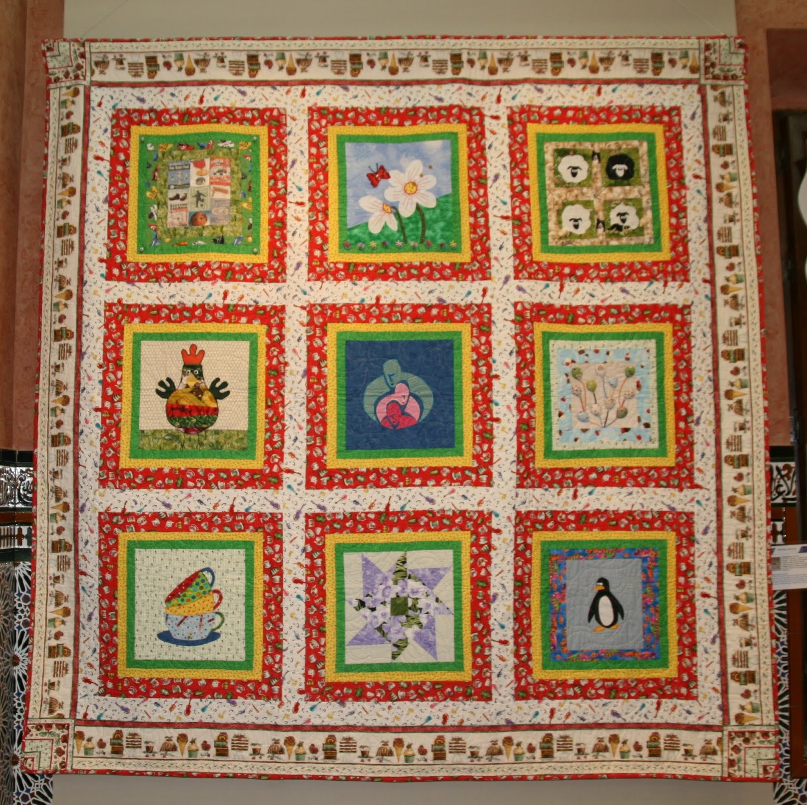 Patchworki Anny Sławińskiej: Wystawa patchworków w Benalmadena