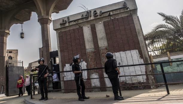 الأمن المصري يقتحم جامعة الأزهر