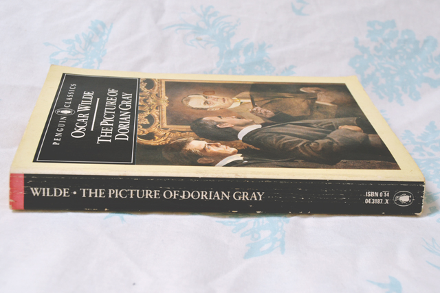 Review of Oscar Wilde The Picture of Dorian Gray