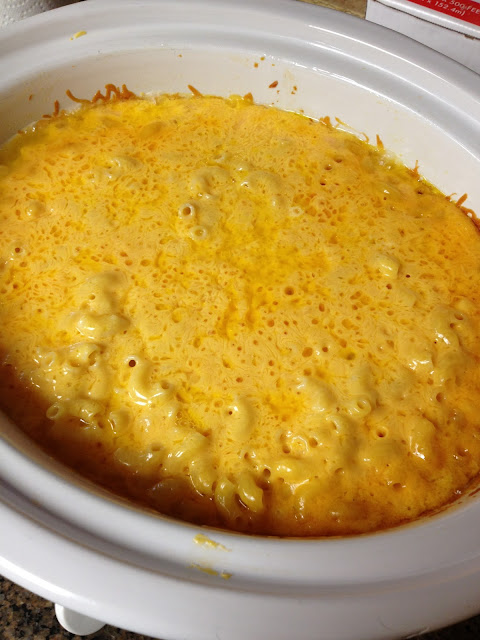 Crock Pot Macaroni and Cheese - Life in the Green House