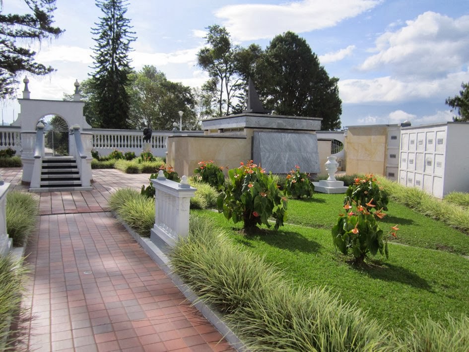 Necrofotografía Cementerio Libre Circasia, Quindío