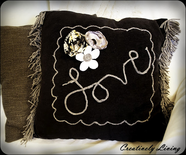 Someday Crafts Yarn Embellished Pillows