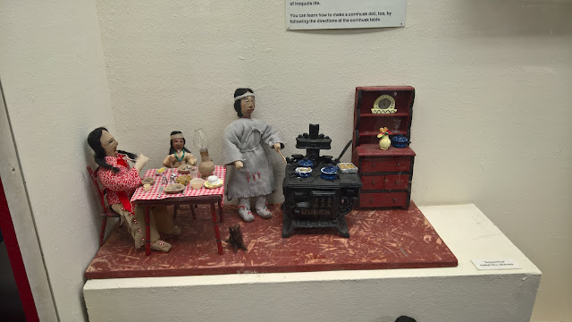 Iroquois dolls