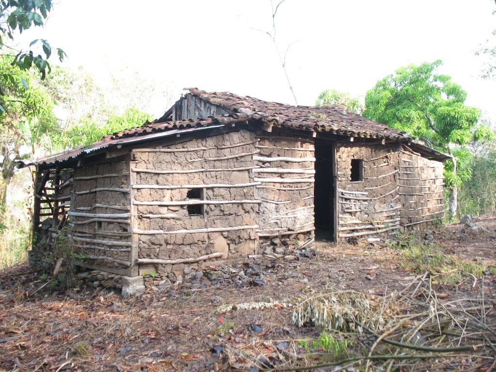 mud+house.JPG
