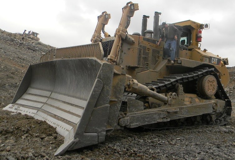Global Used Construction Equipment 2011 Caterpillar D11t For Sale