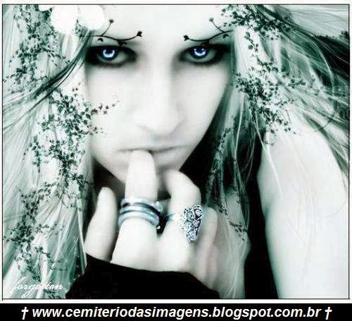 lamentando-se da vida lamento,gotica,bonita