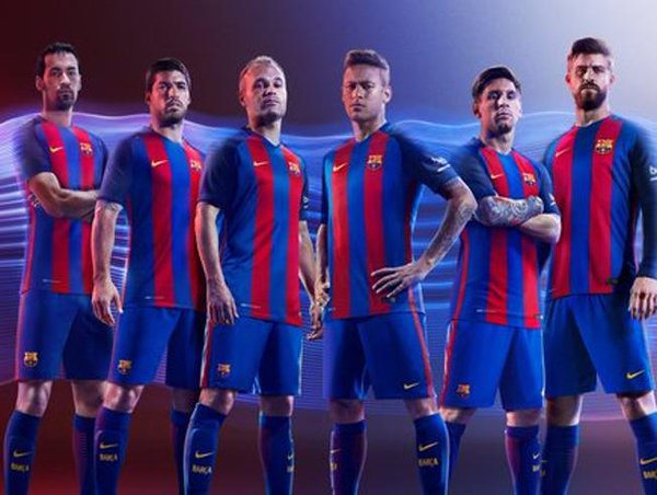 قميص برشلونة 2017 