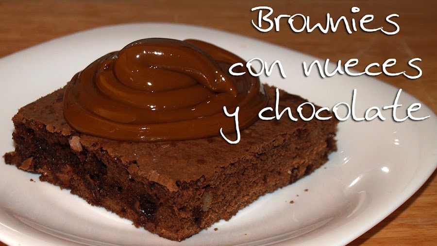 brownies con chocolate y nueces
