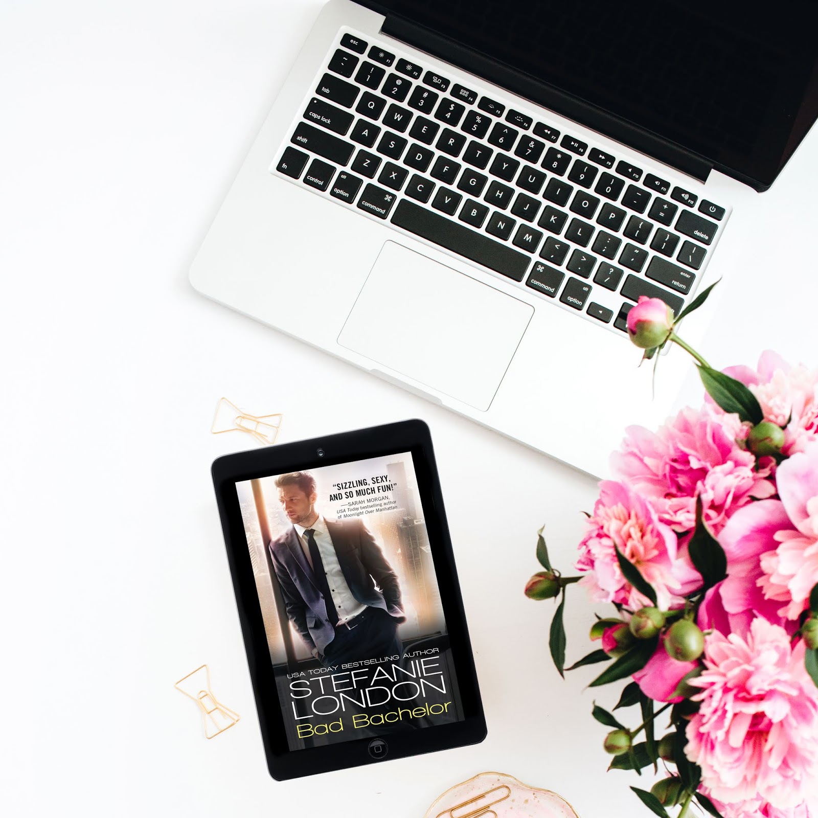 the graduated bookworm blogger empowered wednesday stefanie london what would be your ideal working environment