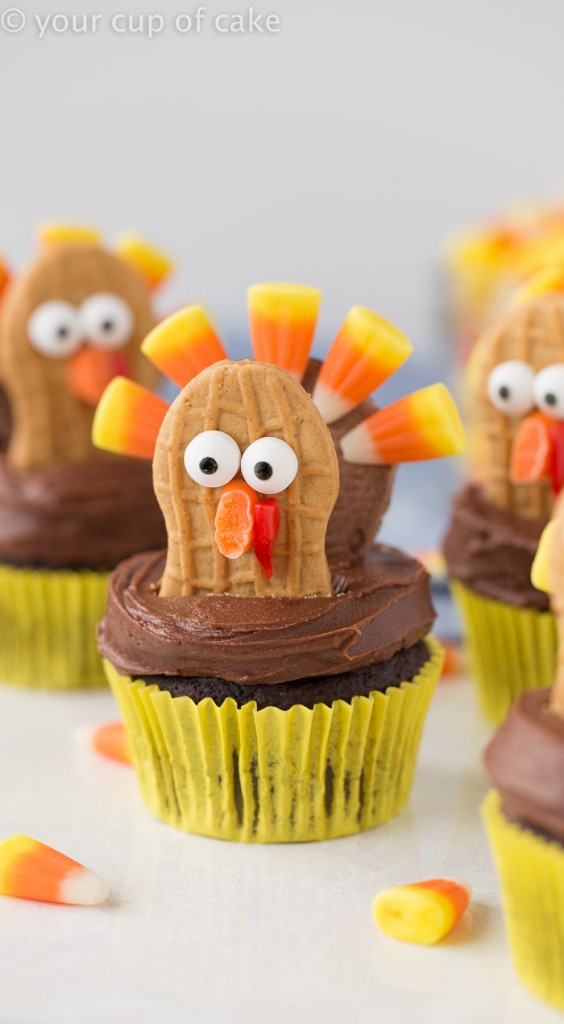 Turkey Cupcakes – Thanksgiving Cupcake Decorating - Living Lifestyle Story