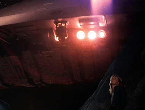 El androide R2-D2 en Encuentros en la tercera fase - Cine de Escritor El androide R2-D2 en Encuentros en la tercera fase - Cine de Escritor