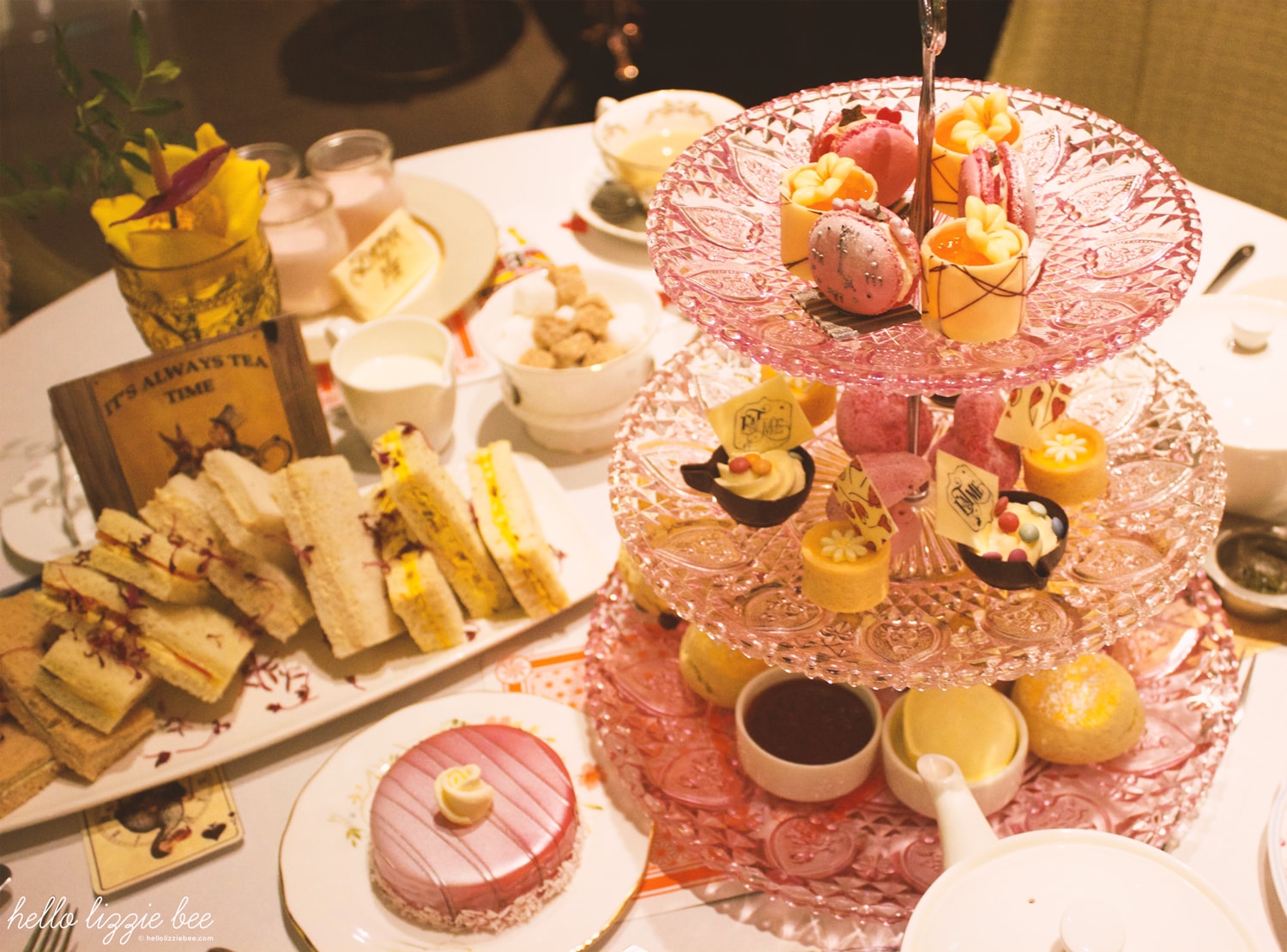 alice in wonderland afternoon tea set
