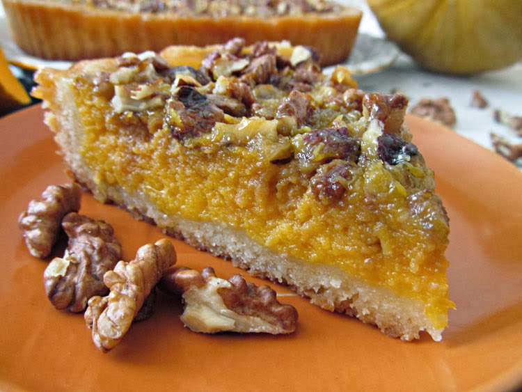 тыквенный пирог с грецкими орехами. тыквенный пирог с орехами. тыквенный пирог ингредиенты. пирог с яблоками и орехами. тыквенный пирог с орехами.