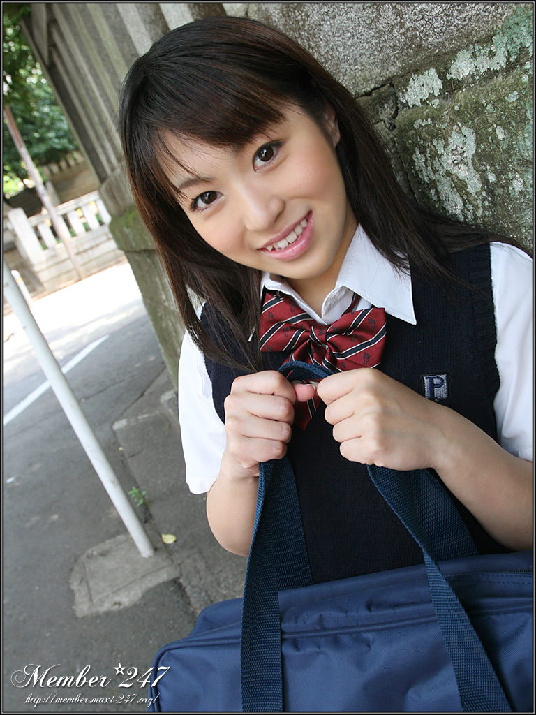 Intimate and romantic young girls : XXX Maxi 247 Collection - Miu