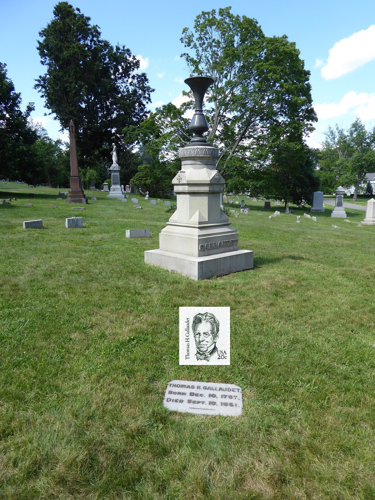 Photo-ops: Grave of a Famous Person: Thomas Hopkins Gallaudet - Hartford, CT