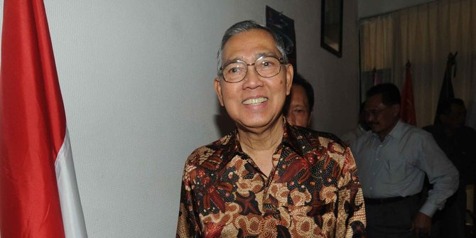 IMM Sesalkan Pernyataan Wapres Try Sutisno Soal Amien Rais IMM Sesalkan Pernyataan Wapres Try Sutisno Soal Amien Rais