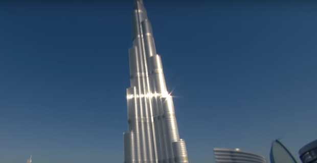 Burj Khalifa Gedung Pencakar Langit yang Unik dan Aneh