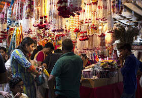 ganesha, festival, shopping, lalbaug, mumbai, india, street, streetphoto, 