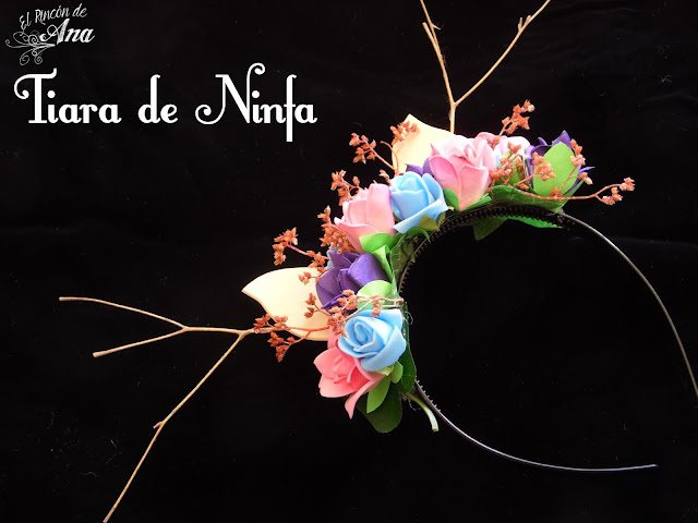 Tiara para disfraz con rosas de fomi