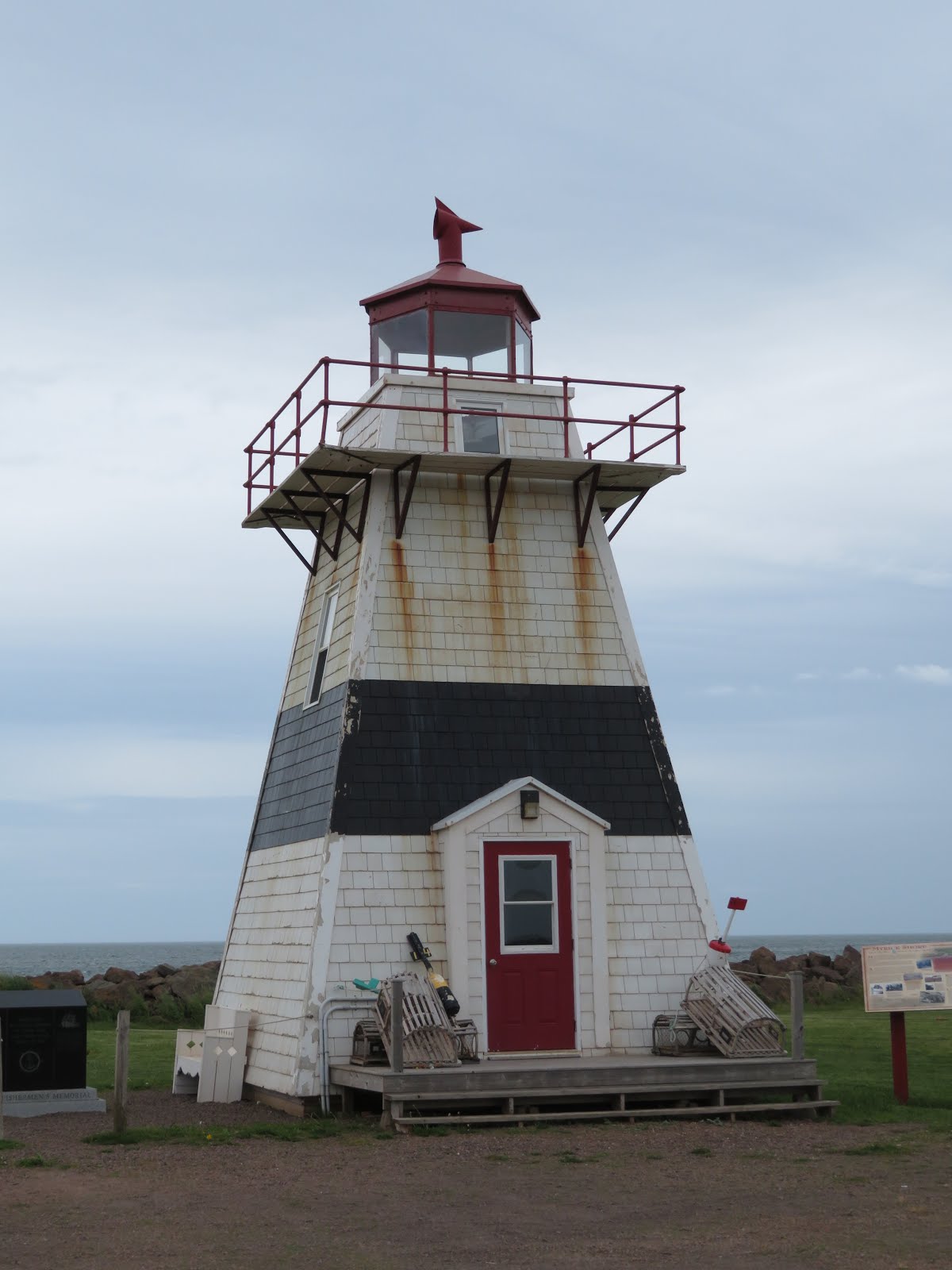 The ShoreXplorers Lighthouses and Lobsters (and Mussels and Oysters