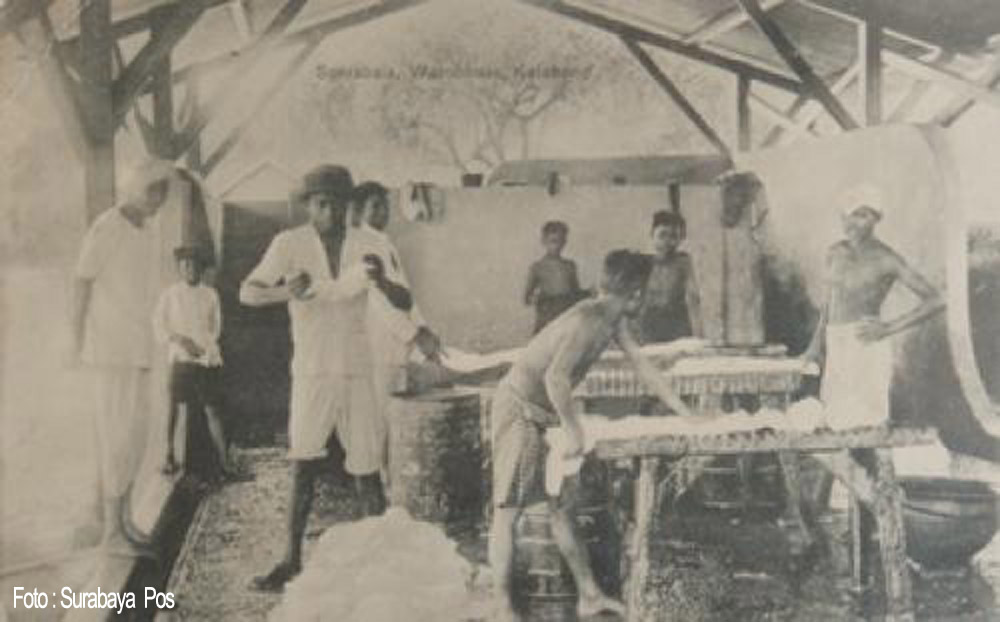 Setrika Antik Untuk Loundry Tahun 1916 ~ Rita Hasibuan