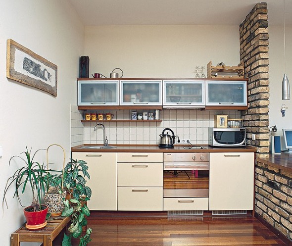 decorating a small kitchen