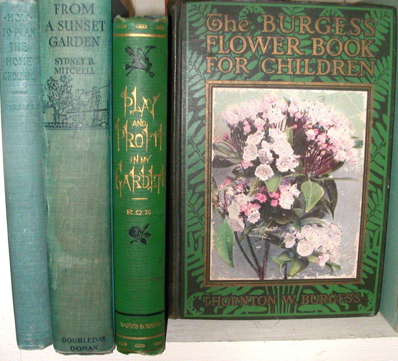 Vintage Garden Books 109