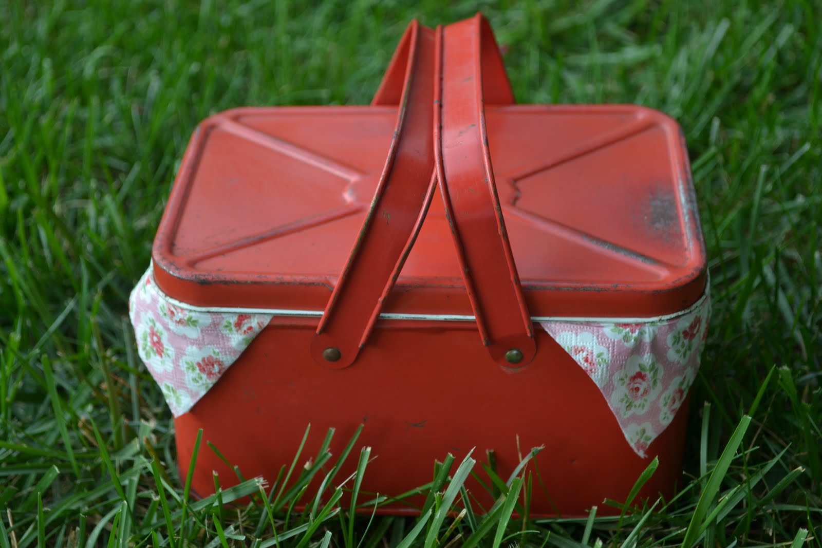 Three Pixie Lane Vintage Tin Lunch Box