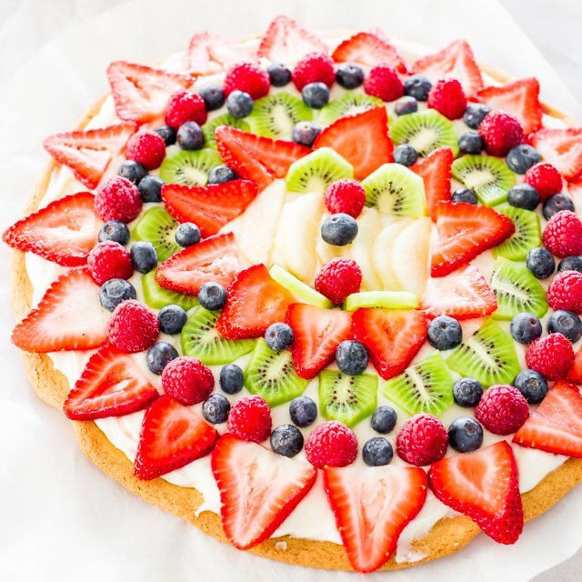 Fruit Pizza with Cream Cheese Frosting THE KITCHEN FOOD