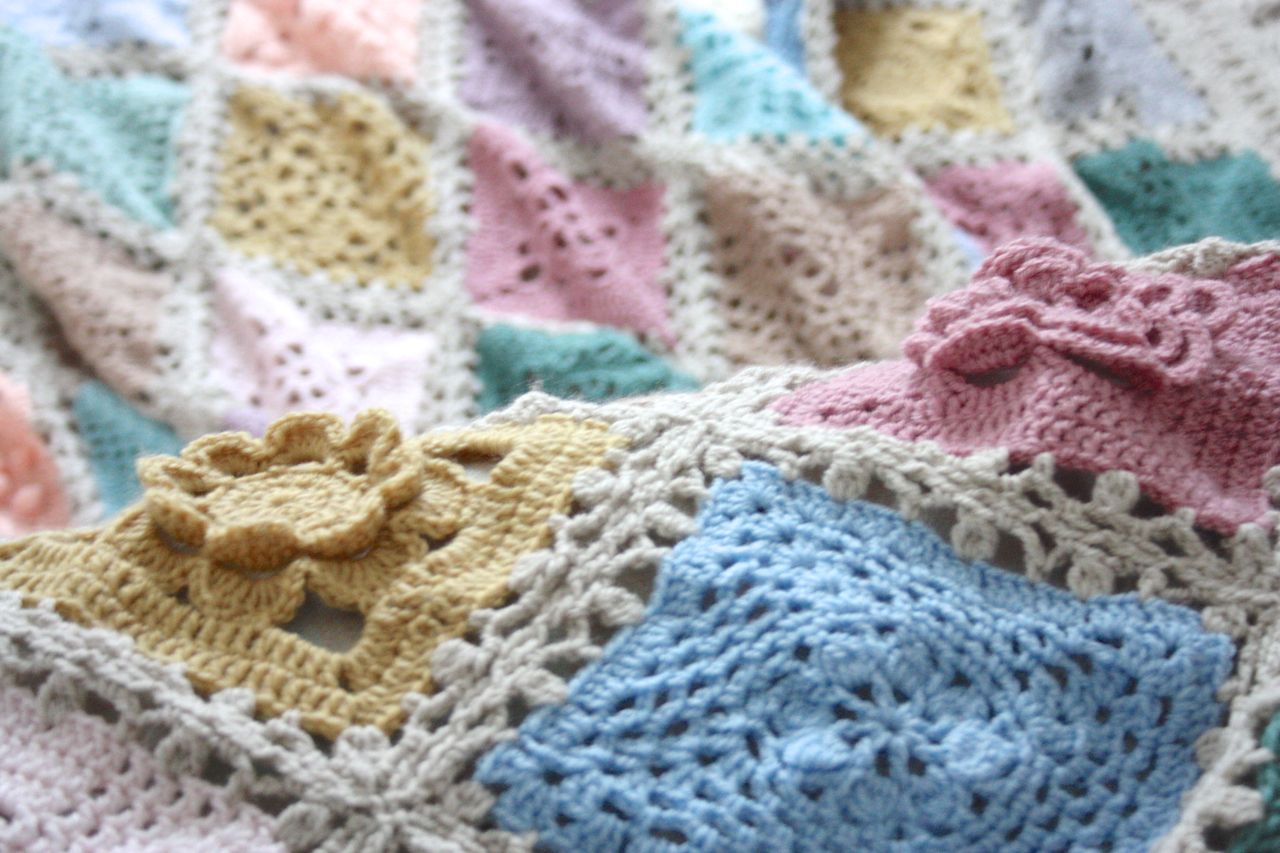 Stitch sampler crochet blanket off white