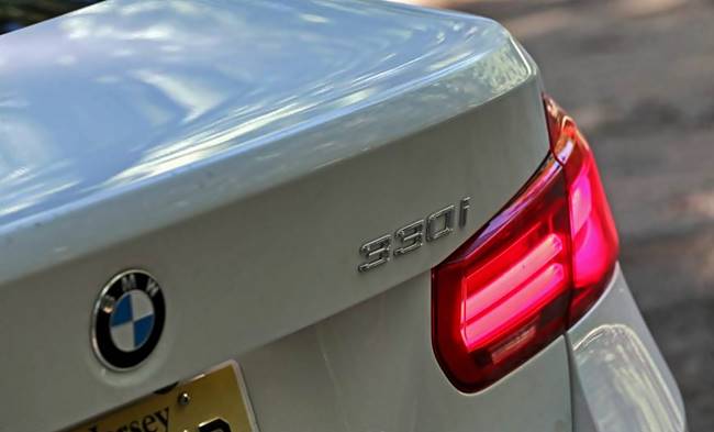 2017 BMW 3 Series 330i Automatic Transmission 2017 BMW 3 Series 330i Automatic Transmission