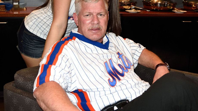 Acusan a ex jugador Lenny Dykstra por posesión de drogas Lenny Dykstra