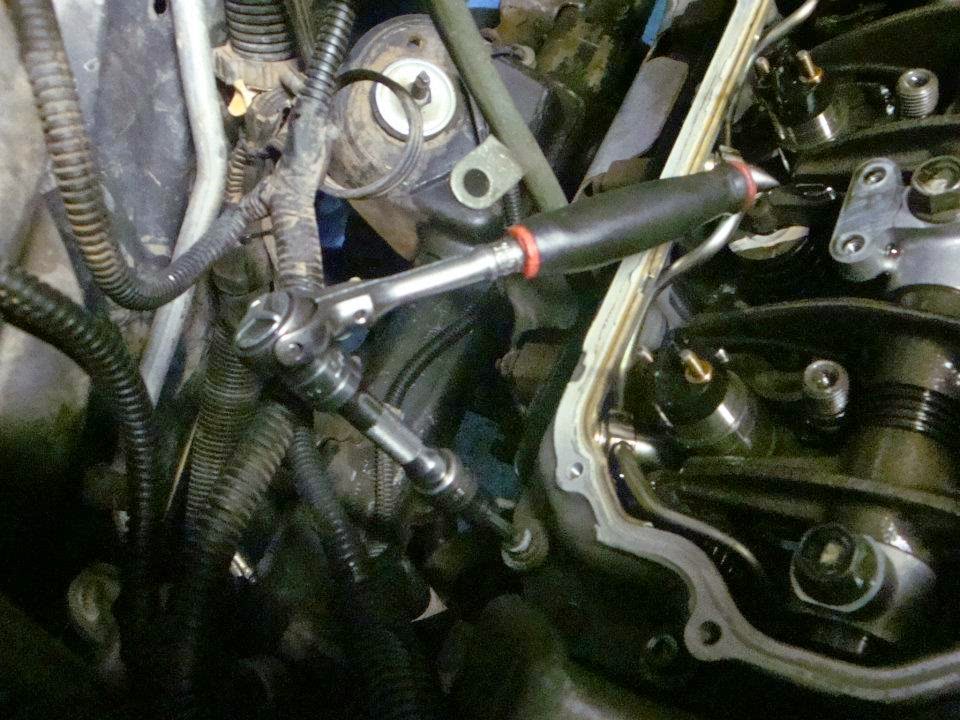 Toxic Diesel Performance How to Remove LB7 Duramax Fuel Injectors