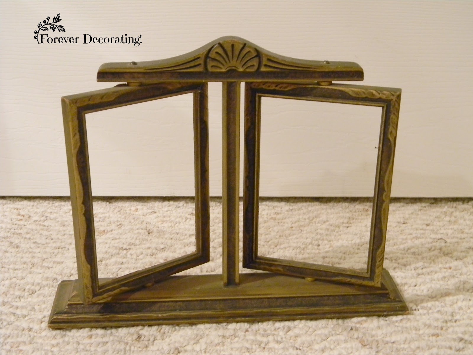 Forever Decorating! Vintage Swivel Frames