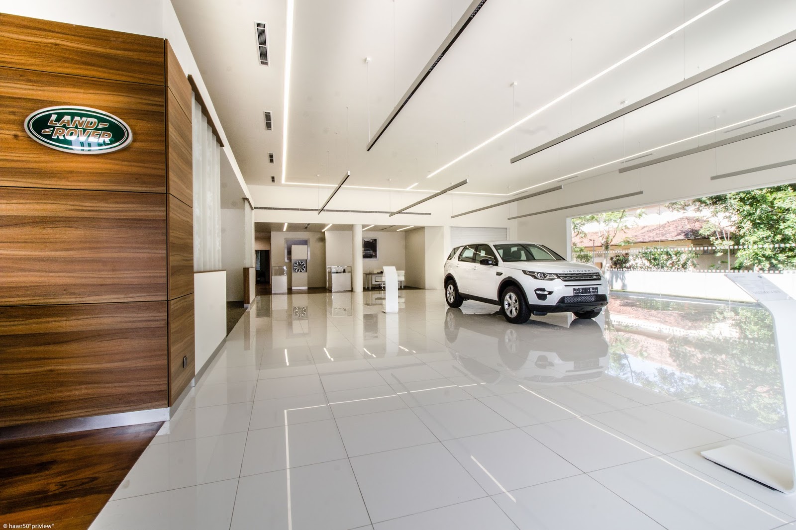 Land Rover Dealership