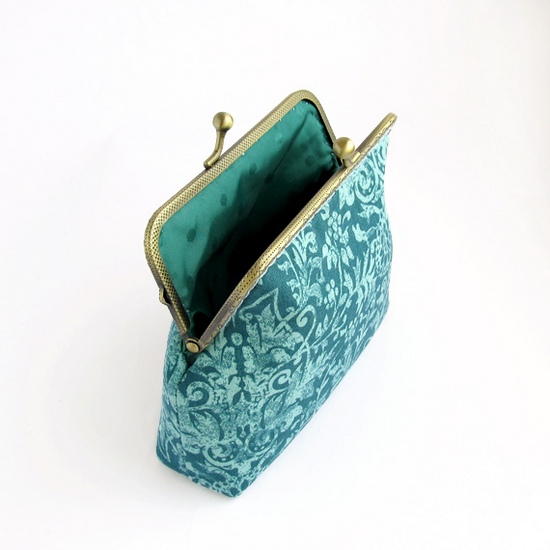 emerald green purses, sewing
