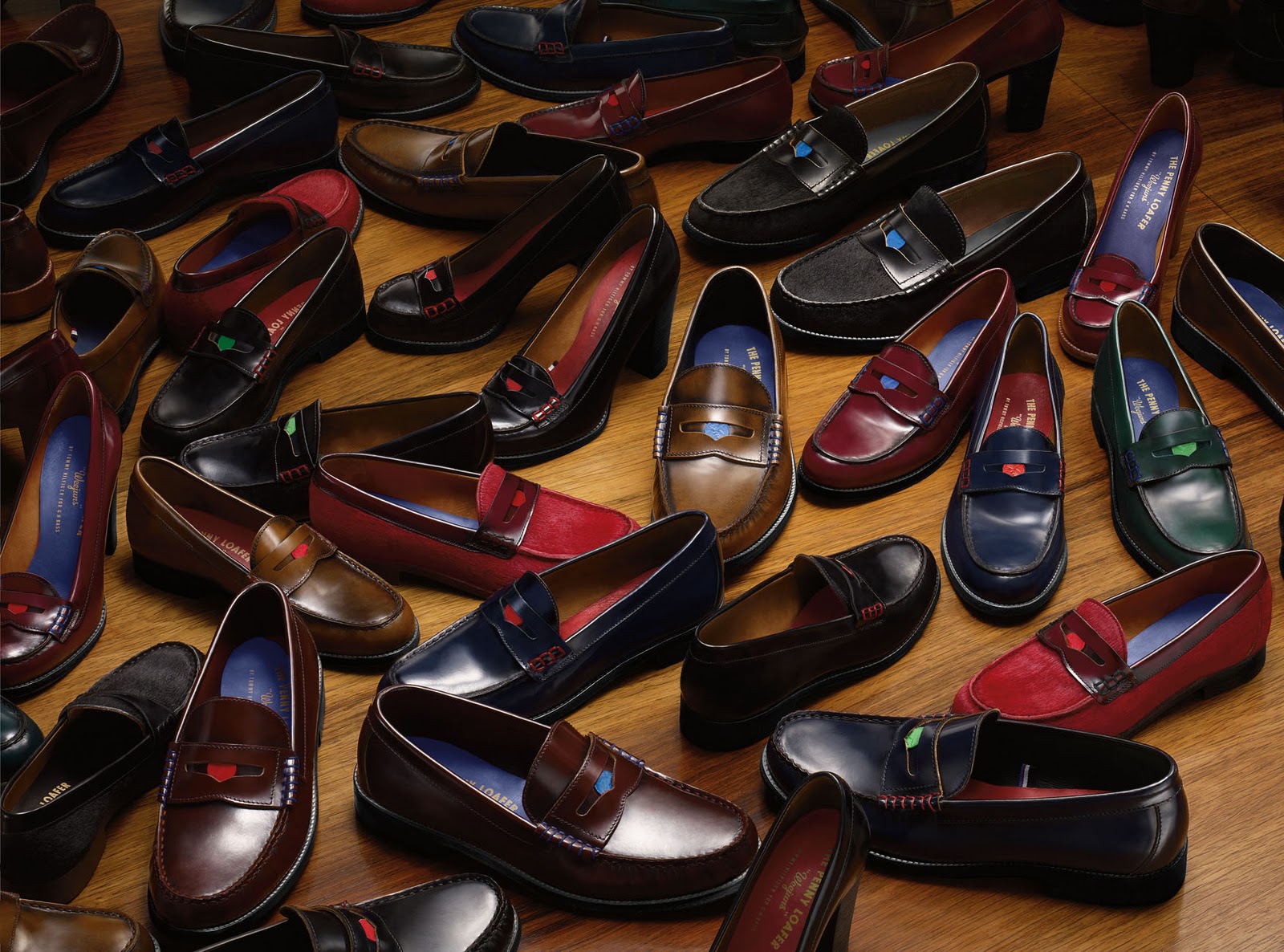TOMMY HILFIGER vuelve a mocasines Suits & Suits & Shirts