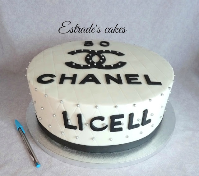 tarta de Chanel para un cumpleaños 3
