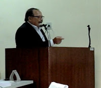 Na tribuna da Câmara de Vereadores no dia 29/10/2015, Edson Rufino crítica o Governo Municipal