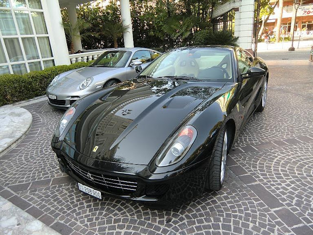 Ferrari_599