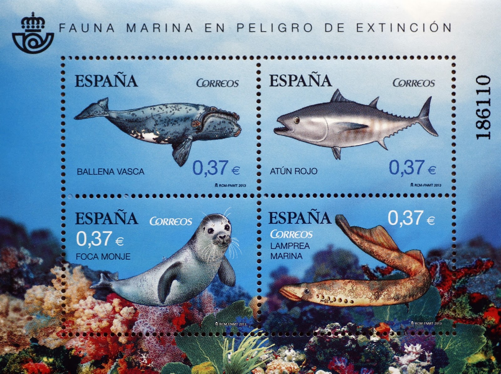 Какие отношения между китом и тунцом. Морская марка. Марки морские животные. Почтовые марки фауна,рыбы. Марки с рыбами.
